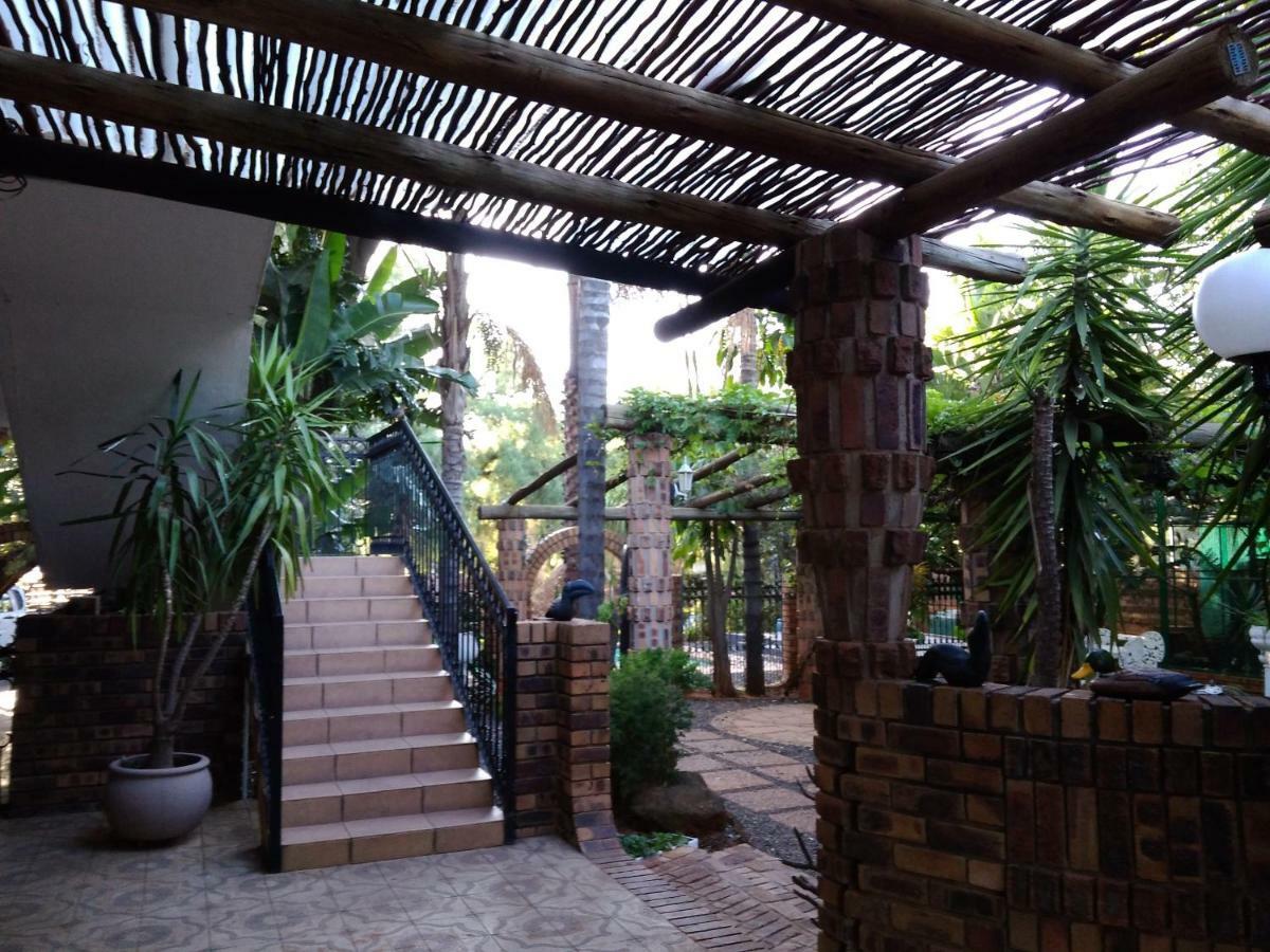 A Knights Rest Guesthouse Pretoria-Noord Eksteriør bilde