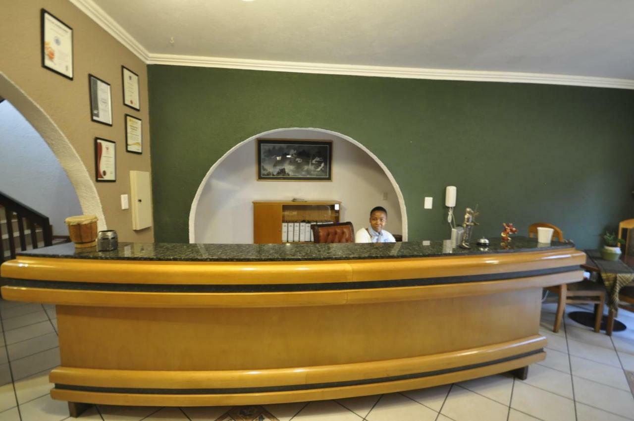 A Knights Rest Guesthouse Pretoria-Noord Eksteriør bilde